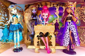 Preloved Fashion Dolls