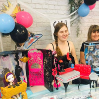Doll Market Table